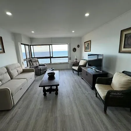 Beachfront Amazing Location - 19th Hole Ponta Delgada