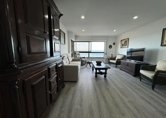 Beachfront Amazing Location - 19th Hole Daire *