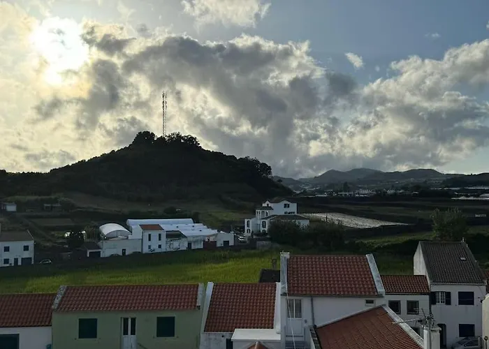 Beachfront Amazing Location - 19th Hole * Ponta Delgada