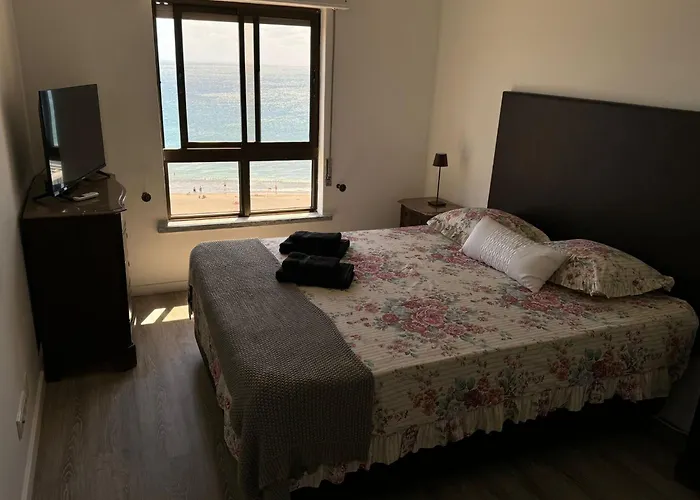 Beachfront Amazing Location - 19th Hole Daire